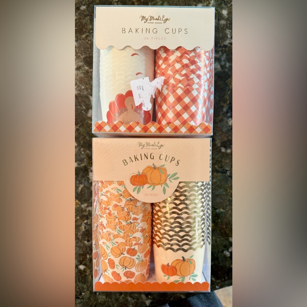 Fall themed baking cups